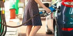Auto Plus 1613 Les 100 stations-service LES MOINS CHÈRES DU LITTORAL