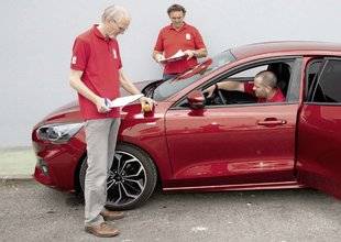 Auto Plus 1613 Une Renault chez les allemandes