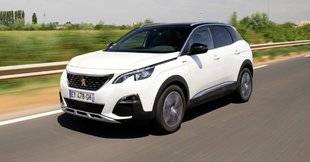 Auto Plus 1614 PEUGEOT 3008