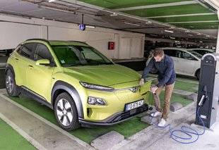 Auto Plus 1617 Hyundai Kona