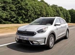 Auto Plus 1618 Kia Niro Hybride rechargeable - 141 ch