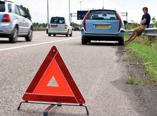 Auto Plus 1619 Les autos ont souffert