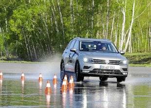 Auto Plus 1621 Un élément de sécurité oublié…