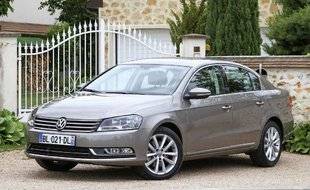 Auto Plus 1621 Volkswagen Passat 7