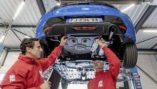 Auto Plus 1622 Une famille formidable