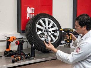 Auto Plus 1625 6 modèles à petit prix à l'essai