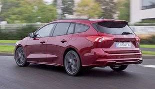 Auto Plus 1626 Le sport raisonnable