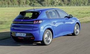 Auto Plus 1626 Un juste milieu