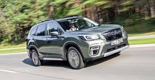 Auto Plus 1626 Au milieu du gué