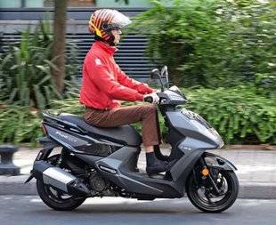 Auto Plus 1627 Un super outil