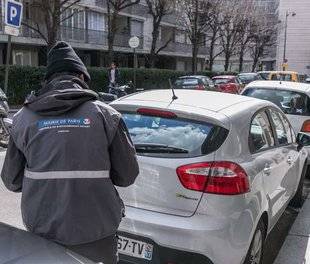Auto Plus 1632 PV de stationnement : plus besoin de payer pour contester