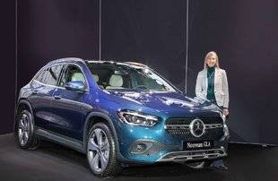 Auto Plus 1633 Il prend de la hauteur