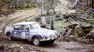 Auto Plus 1897 Le sport : Les courses les plus folles de l'Histoire : Londres-Sydney (1968)