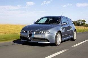 Auto Plus 1899 Auto Plus Classiques : L'Alfa Romeo 147 GTA (2003)