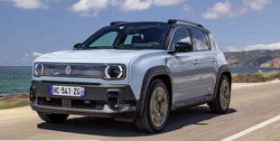 Auto Plus 1916 Panoramique : La Renault 4 E-Tech Autonomie Confort Techno de 150 ch