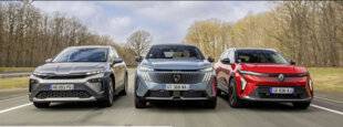 Auto Plus 1918 Match : Le Skoda Elroq face au Peugeot E-3008 et au Renault Scenic E-Tech