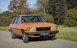 Auto Plus 1918 Auto Plus Classiques : La Peugeot 305 (1977)