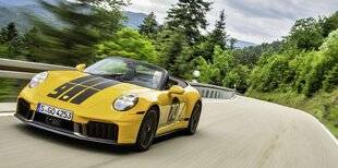 Auto Plus 1922 On a tout essayé ! : La Porsche 911 Spirit 70 de 541 ch