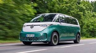 Auto Plus 1930 Panoramique : Le Volkswagen ID. Buzz Pro 7 places de 286 ch