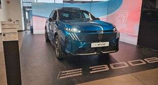 Auto Plus 1932 Les news : SURPRISE LE 1er OCTOBRE - Jusqu'à 5 600 € de super-bonus !