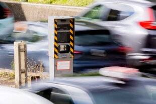 Auto Plus 1936 L’événement - Radars automatiques : 144 millions de PV dressés en dix ans !