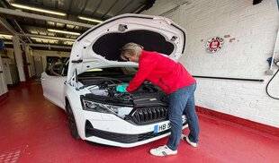 Auto Plus 1937 Le chiffre à retenir : 4,2 l/100 km, conso sur autoroute