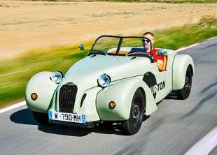 Auto Plus 1937 On a tout essayé : La Burton Sportscar Classic de 29 ch