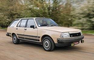 Auto Plus 1938 Auto Plus Classiques : La Renault 18 break