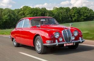 Auto Plus 1939 Auto Plus Classiques : La Jaguar S-Type (1963)