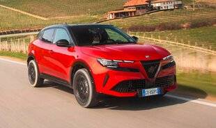 Auto Plus 1942 Un 4x4 “light”