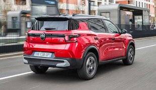 Auto Plus 1942 Voyageur “court courrier”