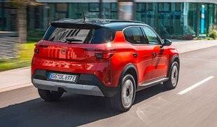 Auto Plus 1942 Sur tous les fronts