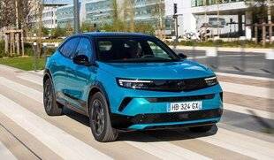 Auto Plus 1942 Une partition à part