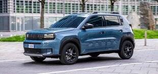 Auto Plus 1942 Hybride agitée…