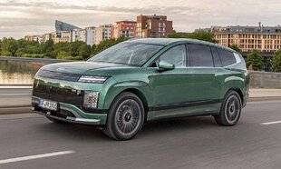 Auto Plus 1942 Classe business