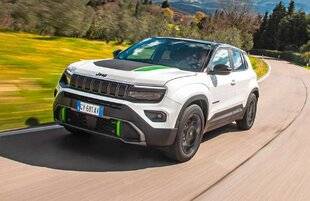 Auto Plus 1942 Digne de son blason