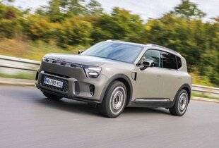 Auto Plus 1942 De plus en plus extrême