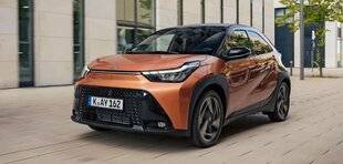 Auto Plus 1942 En hybride, comme la Yaris