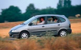 Auto Plus 1945 Les news : ELLES CHANGENT DE STATUT EN 2026 - 30 ans, l'âge de collection