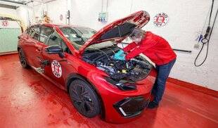 Auto Plus 1947 Le chiffre à retenir : 4,9 l/100 km, consommation en ville