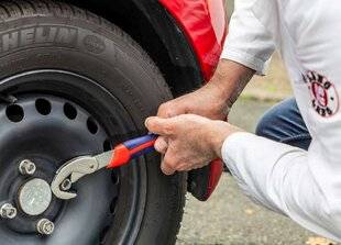 Auto Plus 1947 Kit de clés universelles “serre-écrou” de WorkPro