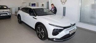 Auto Plus 1947 Acheter une voiture d’occasion : Faut-il choisir un haut de gamme français ?