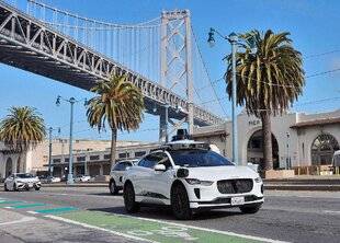 Auto Plus 1948 L'événement : On a testé le taxi sans chauffeur !
