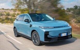 Auto Plus 1951 Panoramique : Le SUV compact électrique Leapmotor B10 ProMax Design de 218 ch