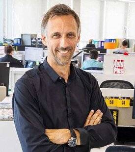 Auto Plus 1952 L'édito : Du pareil au mieux