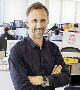 Auto Plus 1954 L'édito : Et prix qui croyait prendre