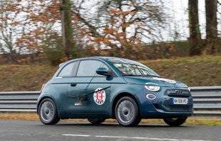 Auto Plus 1955 Consommation, poids, tenue de route, freinage…