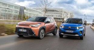 Auto Plus 1955 Match : La Toyota Aygo X 1.5 Hybride Graphic 116 ch affronte la Citroën C3 1.2 Hybride Max 110 ch