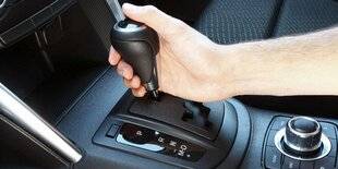 Auto Plus 1958 Dossier - Modèles d’occasion à boîte automatique : les bons choix à moins de 10 000 €