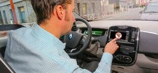 Auto Plus 1964 L’info utile : Coupure du réseau 2G - Des dizaines de milliers de voitures déconnectées